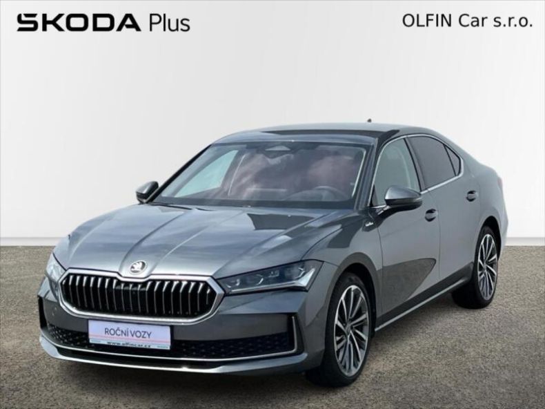 Škoda Superb - hlavní foto