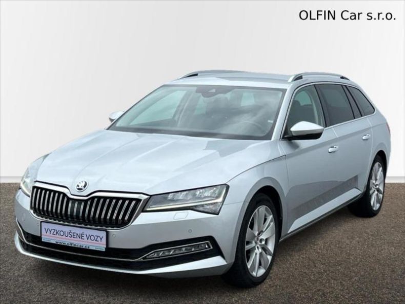 Škoda Superb - hlavní foto