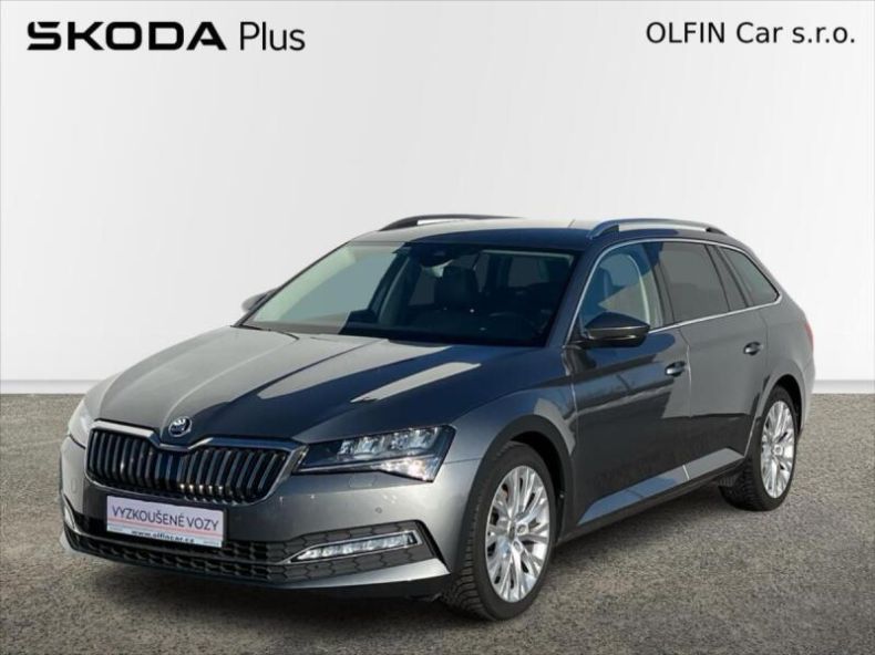 Škoda Superb - hlavní foto