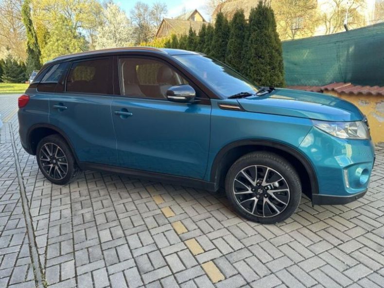 Suzuki Vitara - hlavní fotka
