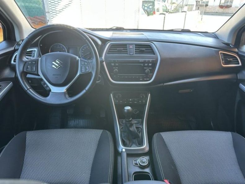 Suzuki SX4 - hlavní fotka