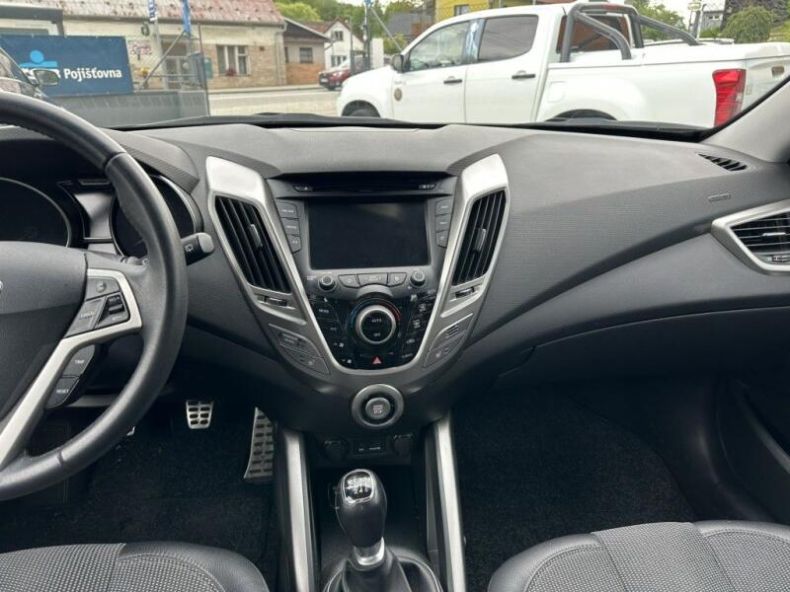 Hyundai Veloster - hlavní fotka