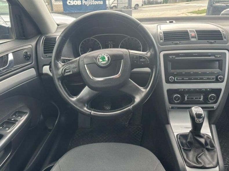 Škoda Octavia - hlavní fotka