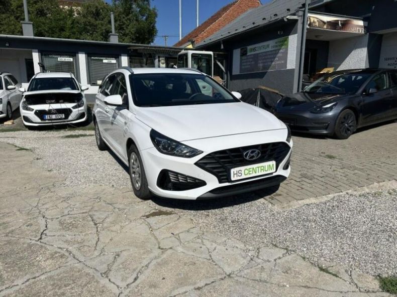 Hyundai i30 - hlavní foto