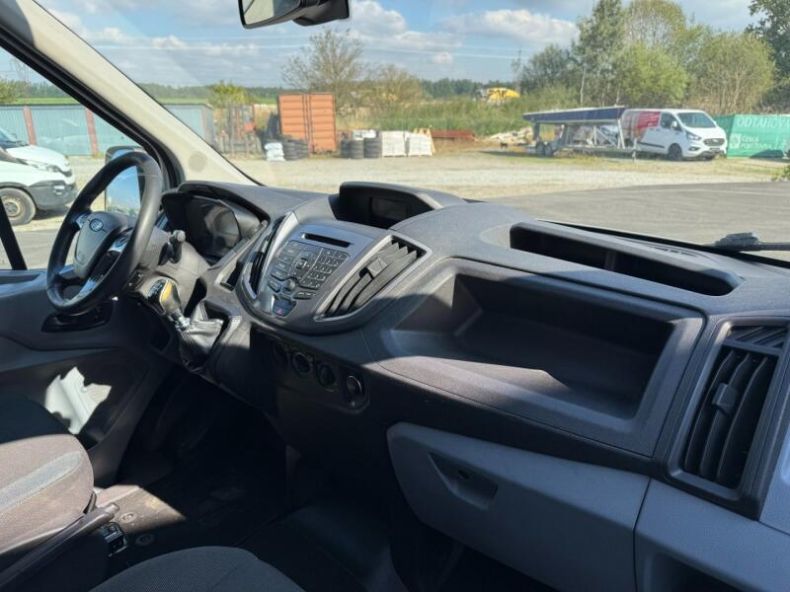 Ford Transit - hlavní fotka