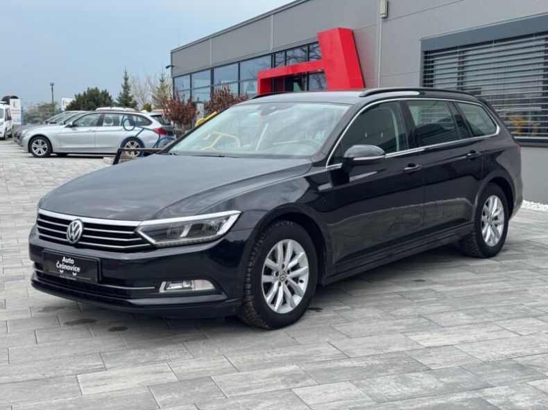 Volkswagen Passat - hlavní fotka inzerátu