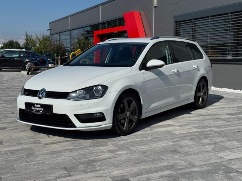 Volkswagen Golf - hlavní fotka inzerátu