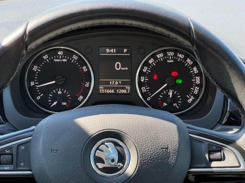 Škoda Rapid - hlavní fotka