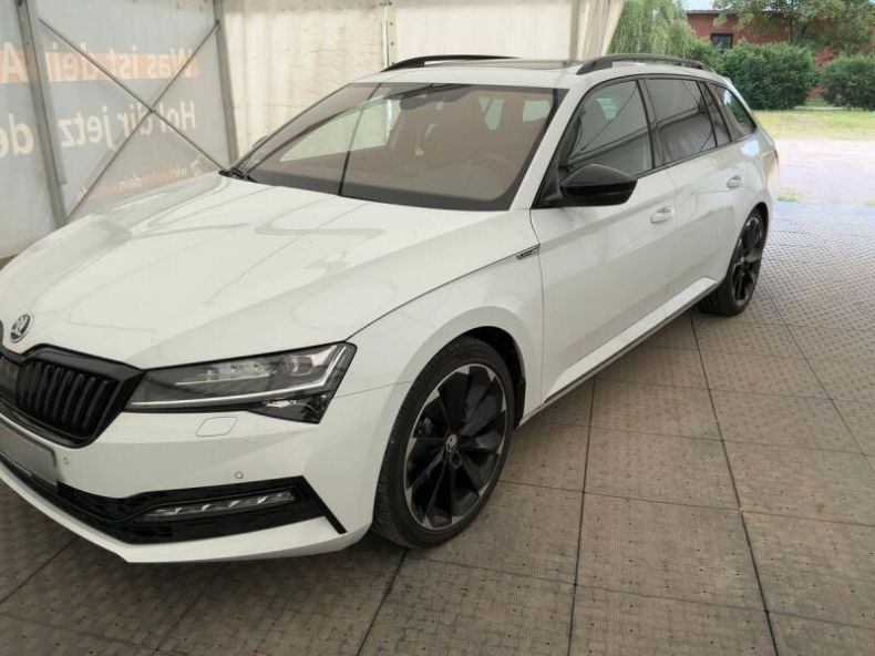 Škoda Superb - hlavní fotka