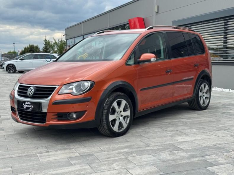 Volkswagen Touran - hlavní fotka inzerátu