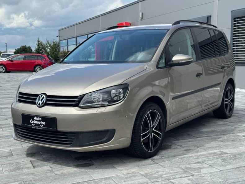 Volkswagen Touran - hlavní fotka inzerátu