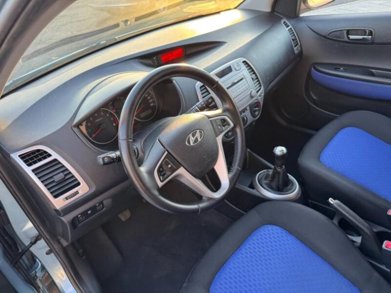 Hyundai i20 - hlavní fotka