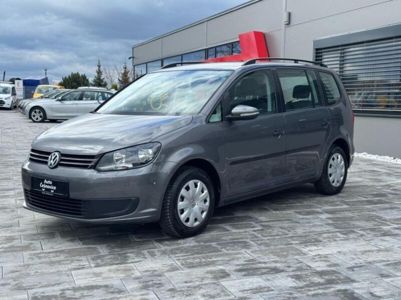 Volkswagen Touran - hlavní foto