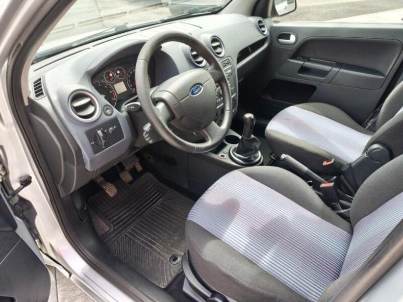 Ford Fusion - hlavní fotka