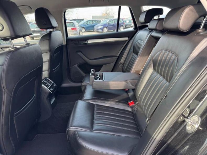 Škoda Superb - hlavní fotka