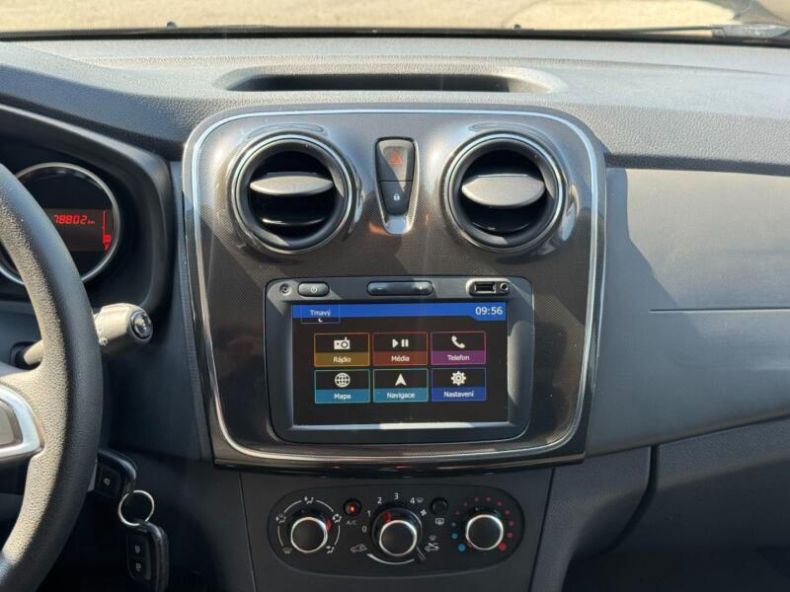Dacia Sandero - hlavní fotka