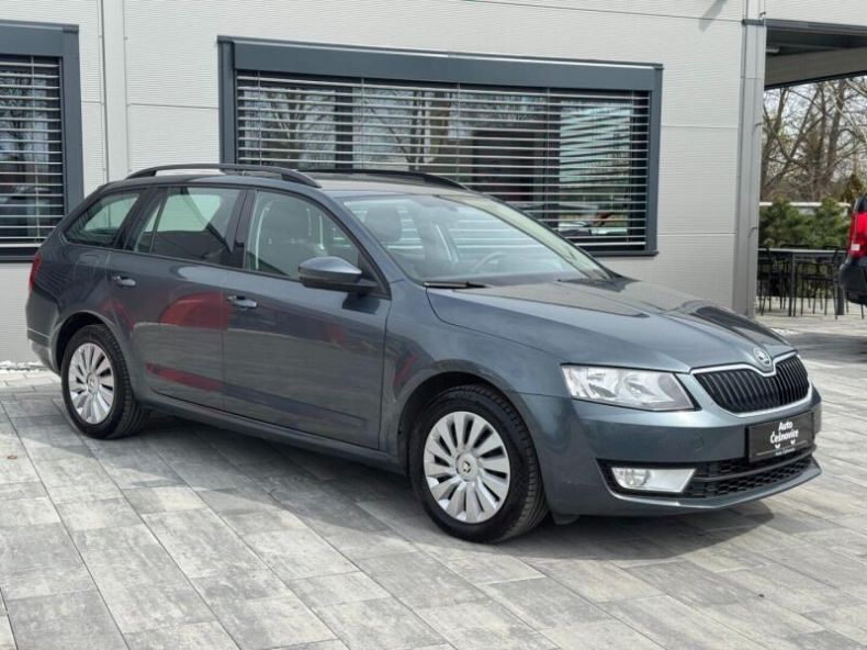 Škoda Octavia - hlavní fotka