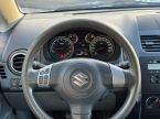 Suzuki SX4 - fotka číslo 16