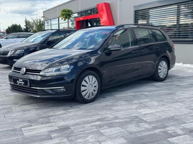 Volkswagen Golf - hlavní fotka inzerátu
