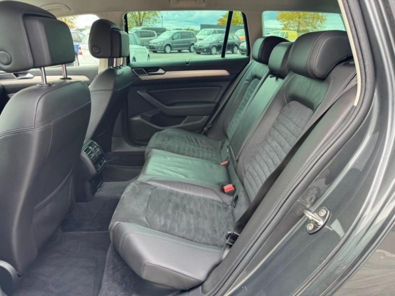 Volkswagen Passat - hlavní fotka