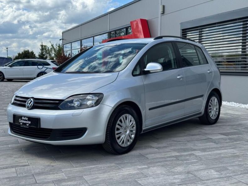 Volkswagen Golf - hlavní foto