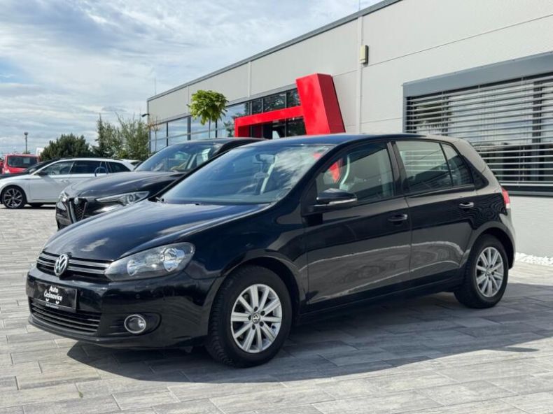 Volkswagen Golf - hlavní foto