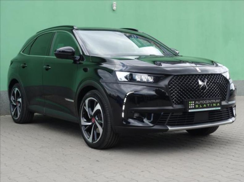 DS Automobiles DS7 Crossback - hlavní fotka