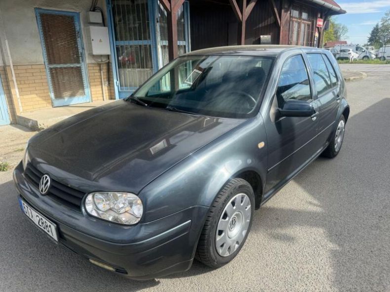 Volkswagen Golf - hlavní fotka inzerátu