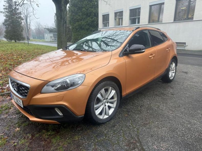 Volvo V40 - hlavní fotka inzerátu