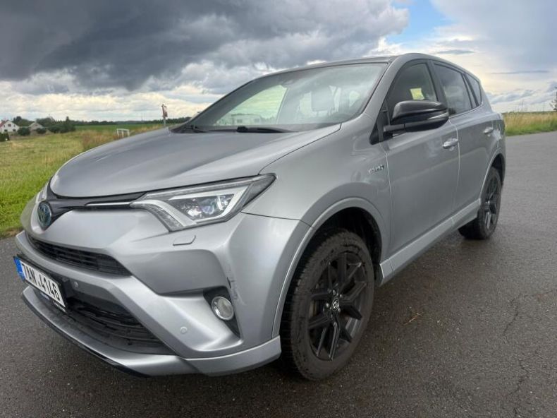 Toyota RAV 4 - hlavní foto