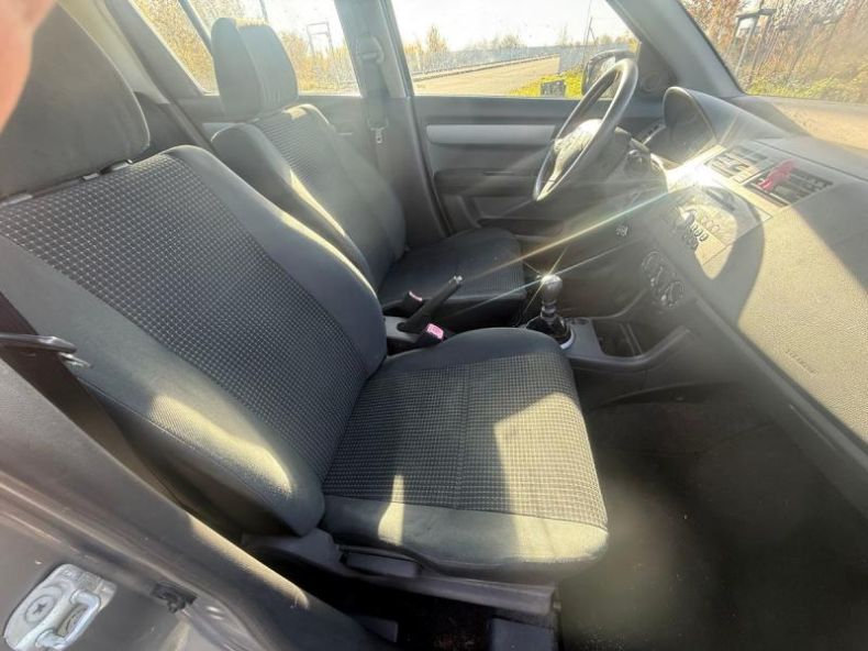 Suzuki Swift - hlavní fotka