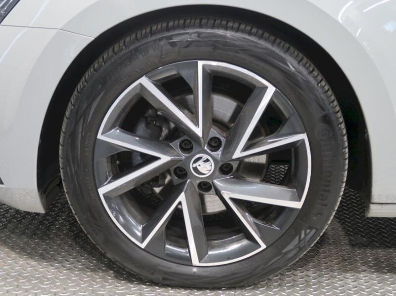 Škoda Superb - hlavní fotka