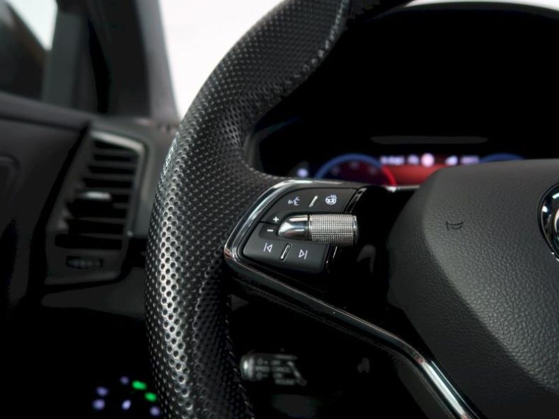 Škoda Karoq - hlavní fotka