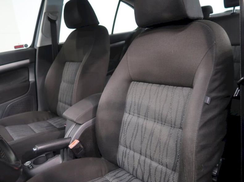 Škoda Octavia - hlavní fotka