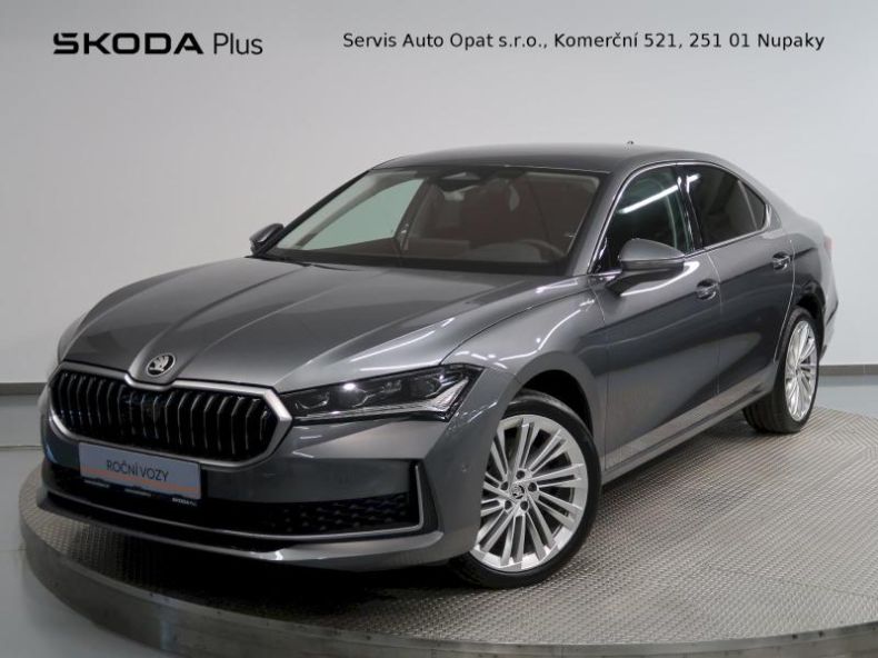 Škoda Superb - hlavní foto