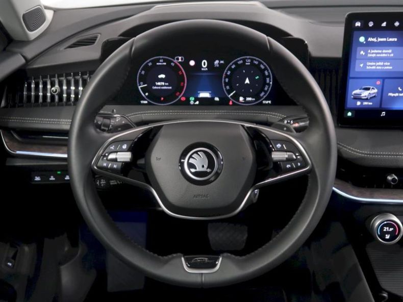 Škoda Superb - hlavní fotka