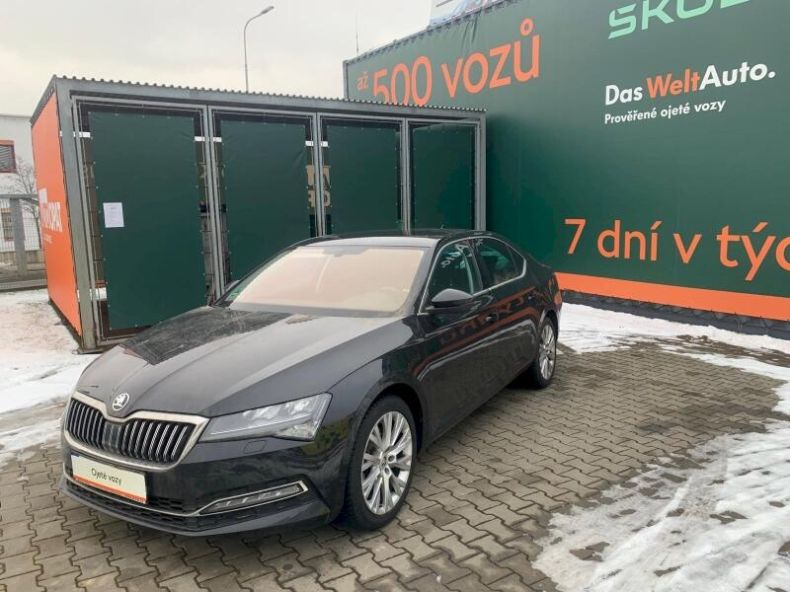 Škoda Superb - hlavní foto