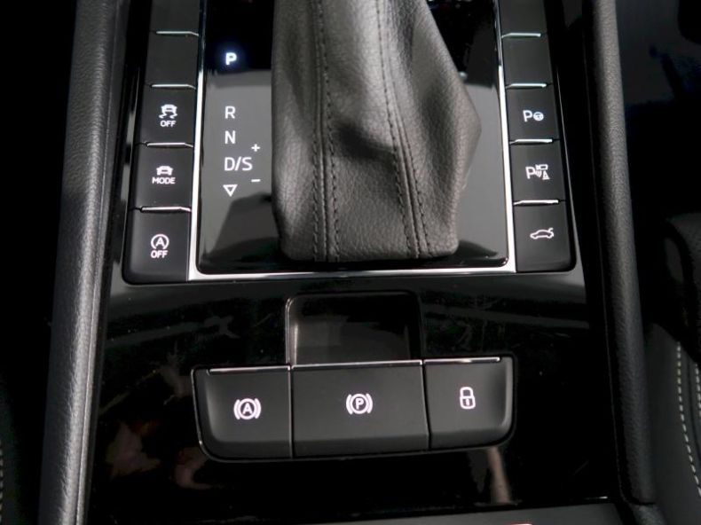 Škoda Superb - hlavní fotka