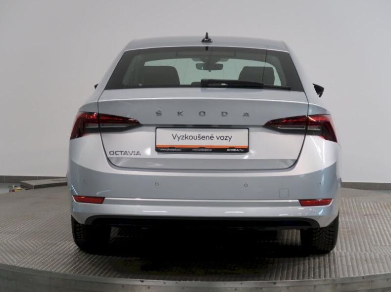 Škoda Octavia - hlavní fotka