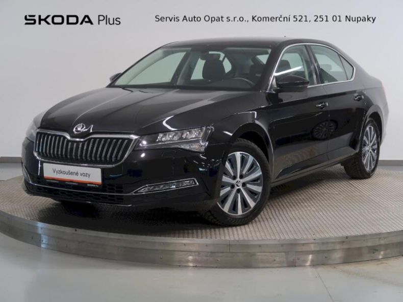 Škoda Superb - hlavní foto