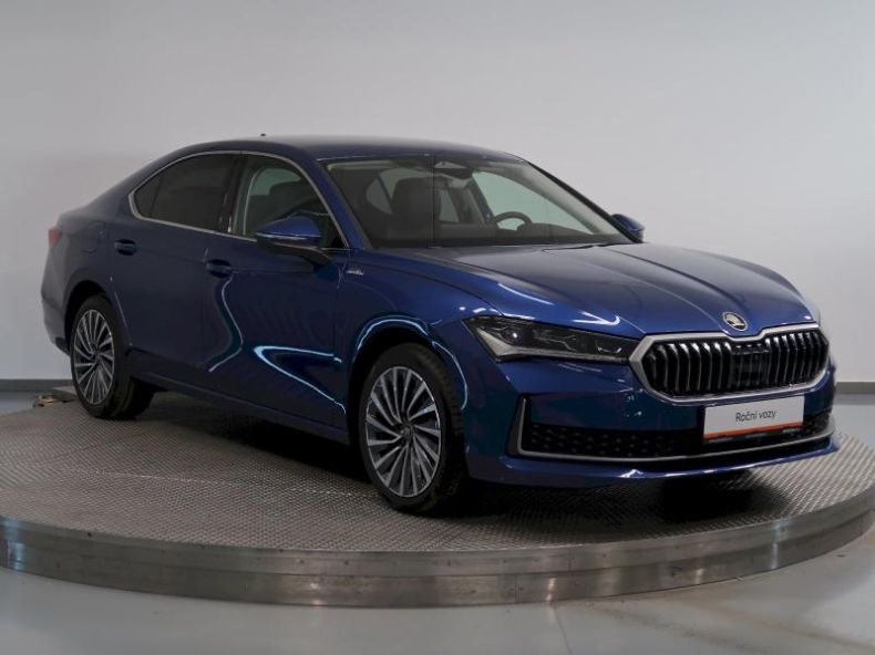 Škoda Superb - hlavní fotka