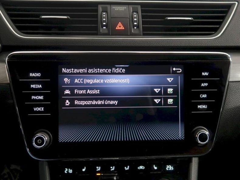 Škoda Superb - hlavní fotka