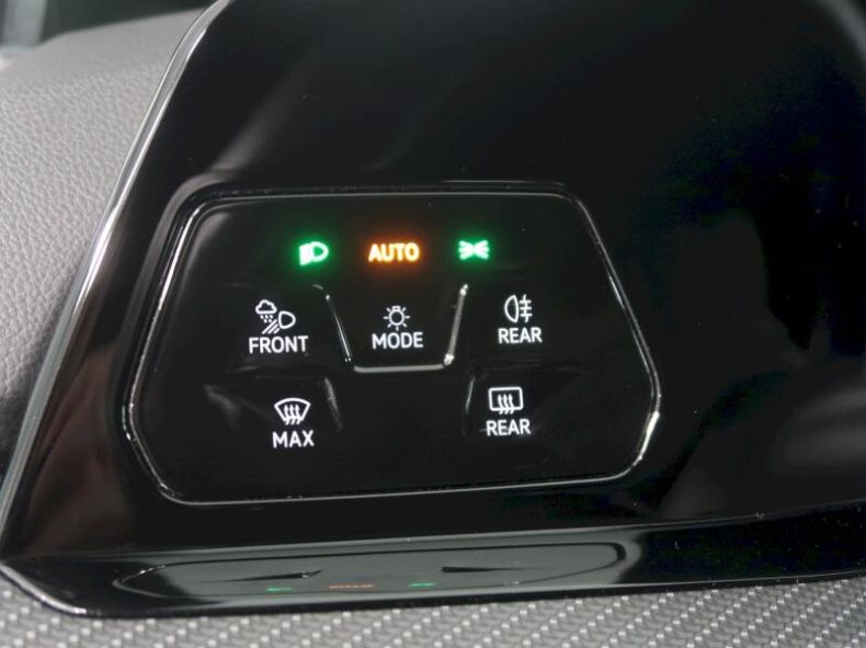 Volkswagen Golf - hlavní fotka