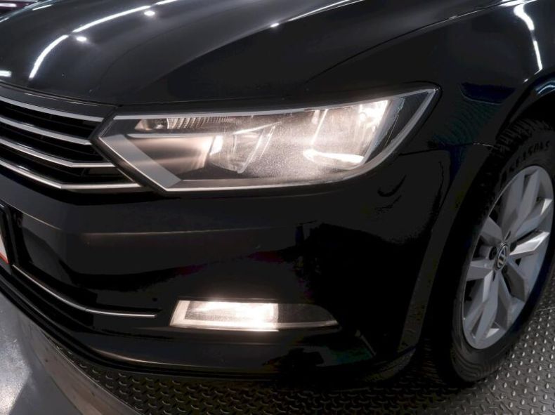 Volkswagen Passat - hlavní fotka