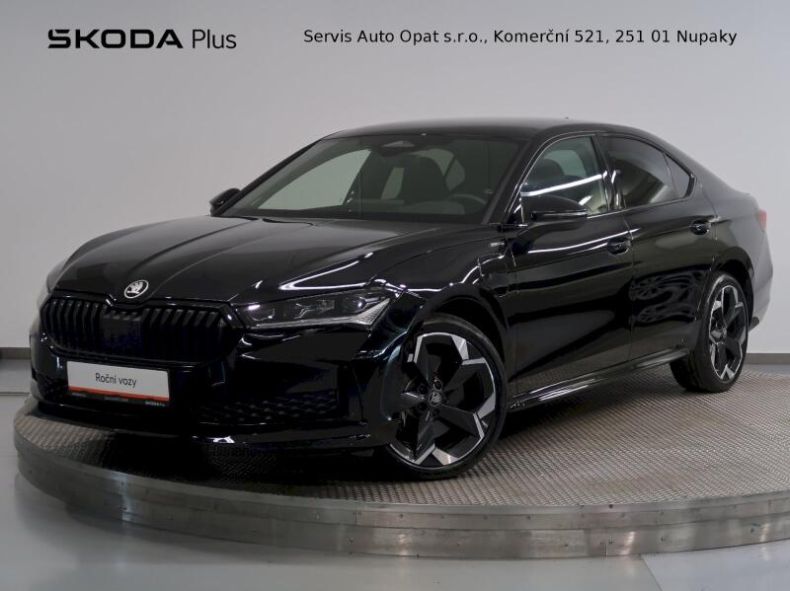 Škoda Superb - hlavní foto