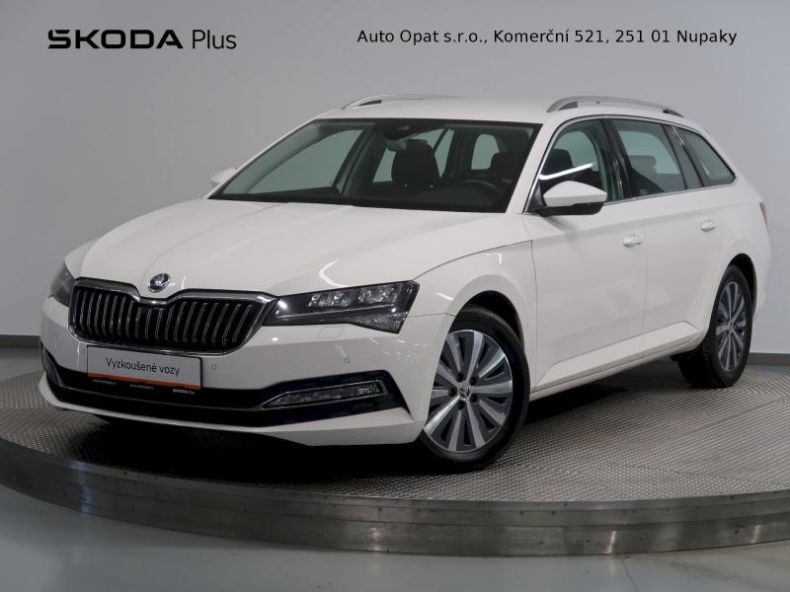 Škoda Superb - hlavní foto