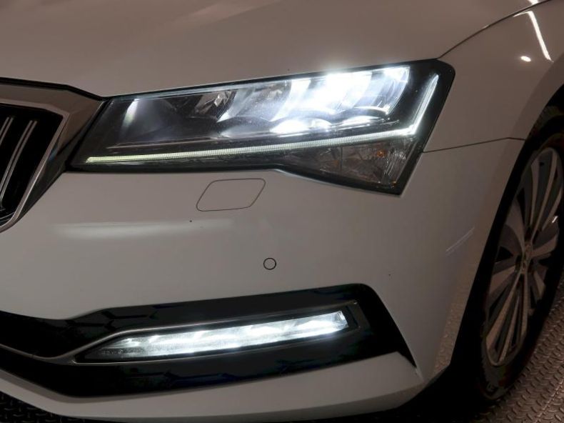 Škoda Superb - hlavní fotka