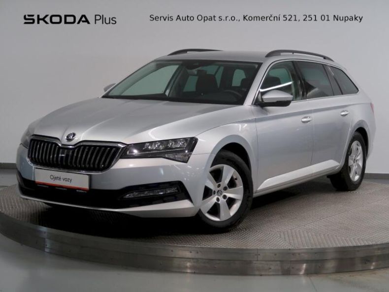 Škoda Superb - hlavní foto
