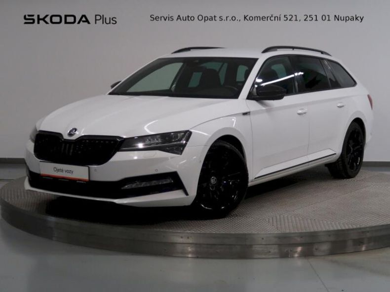 Škoda Superb - hlavní foto