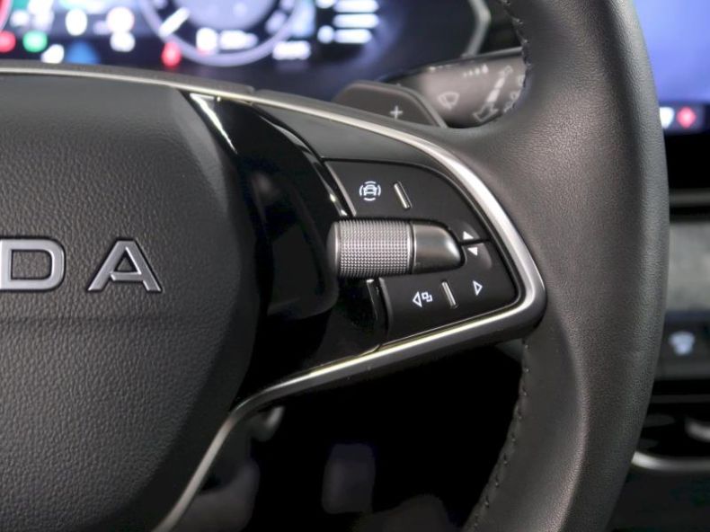 Škoda Octavia - hlavní fotka